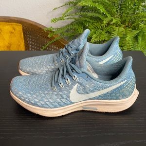Nike Women’s Air Zoom Pegasus 35 Celestial